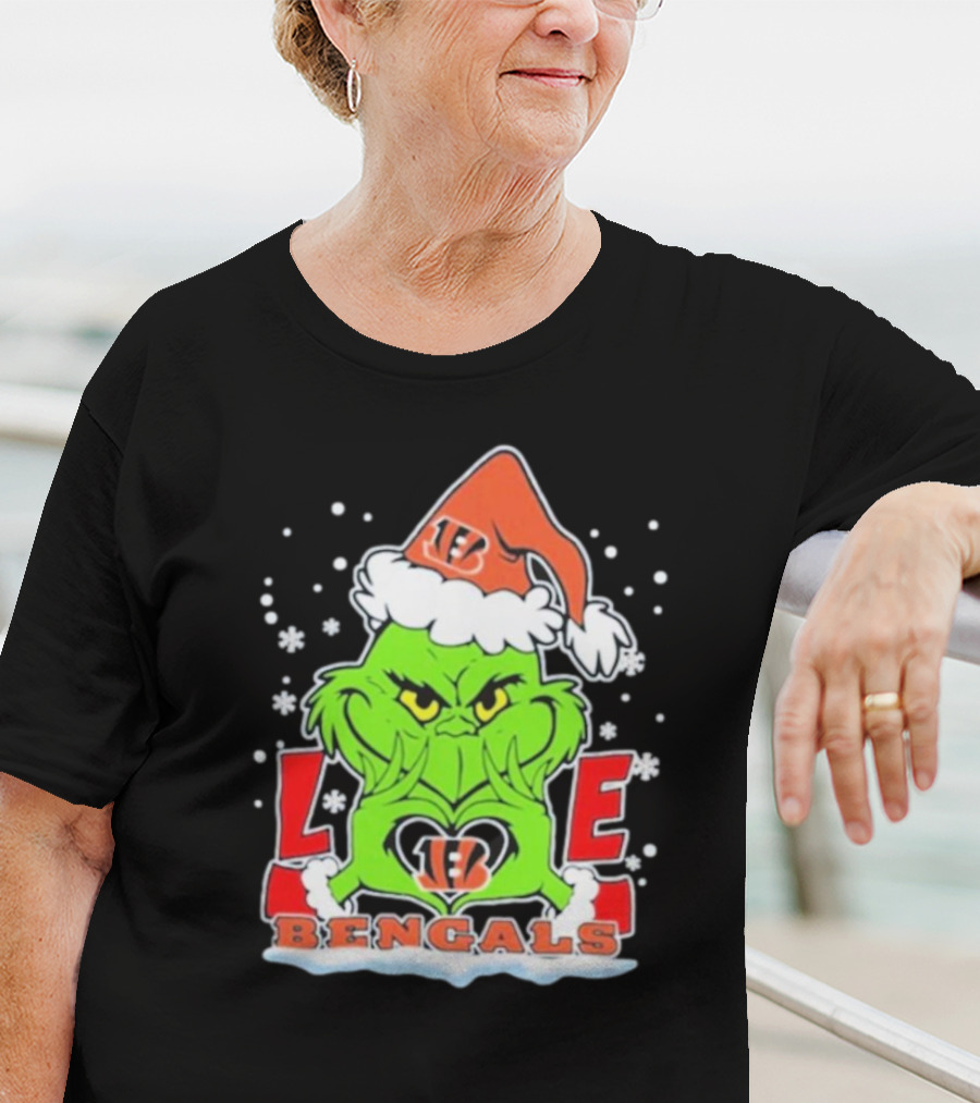 Grinch Love Cincinnati Bengals Christmas Football T-Shirt
