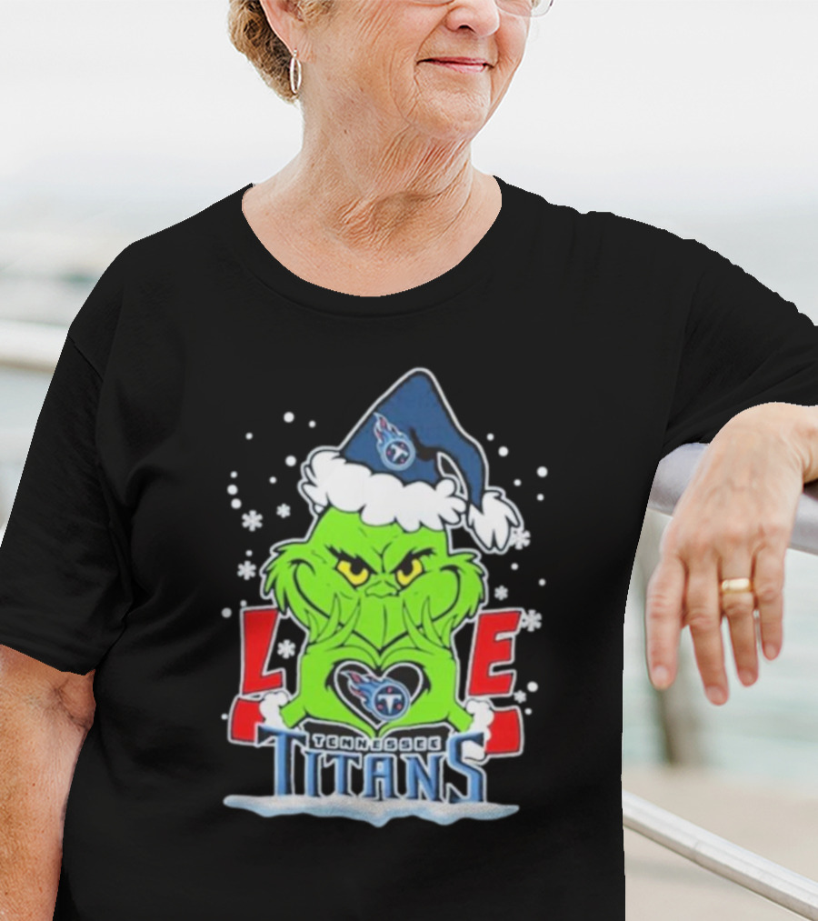 Grinch Love Tennessee Titans Football Christmas T-Shirt