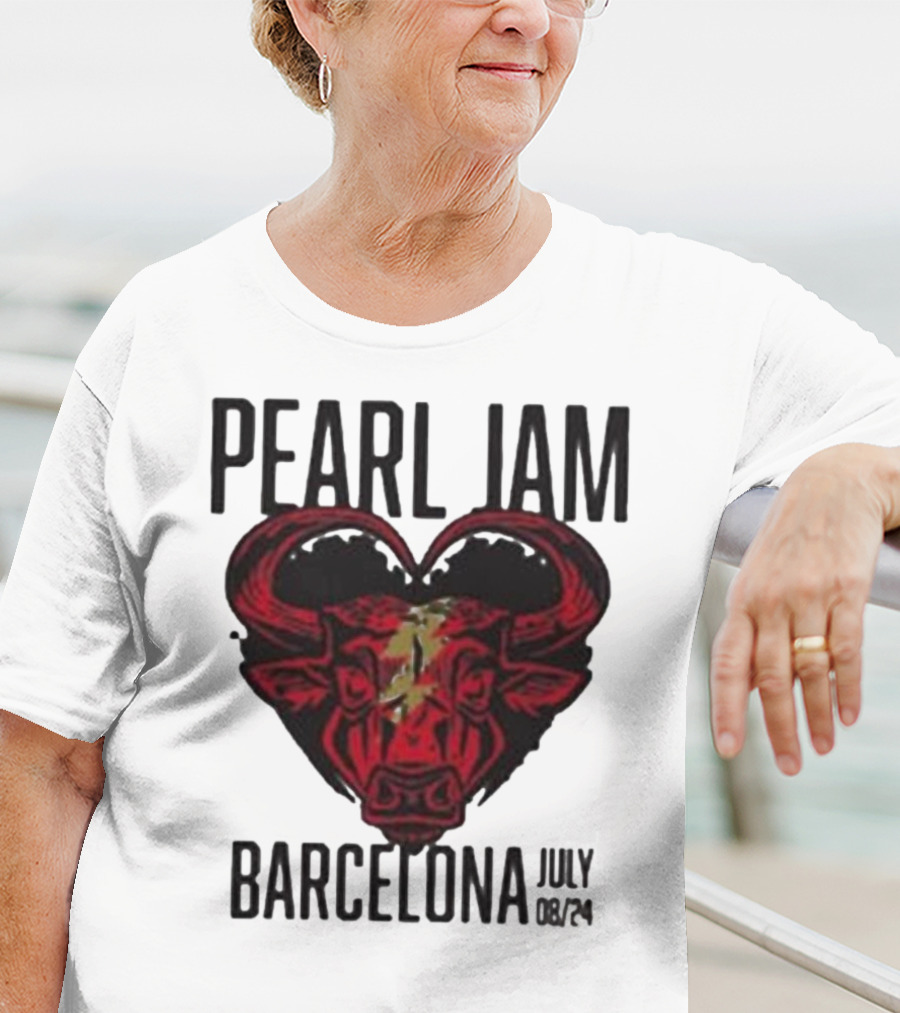 Pearl Jam Barcelona July 08/24 Bull Artwork Concert Event T-Shirt