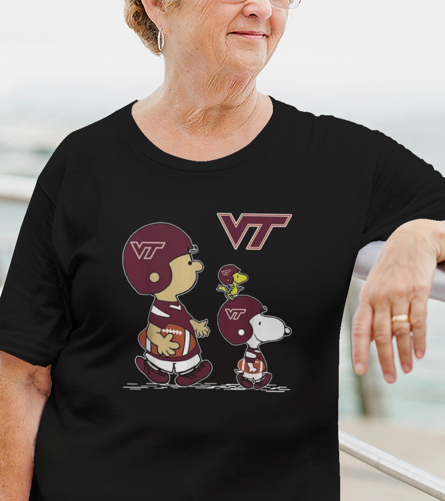 Charlie Brown Snoopy Woodstock Virginia Tech Hokies Football VT Helmet T-Shirt