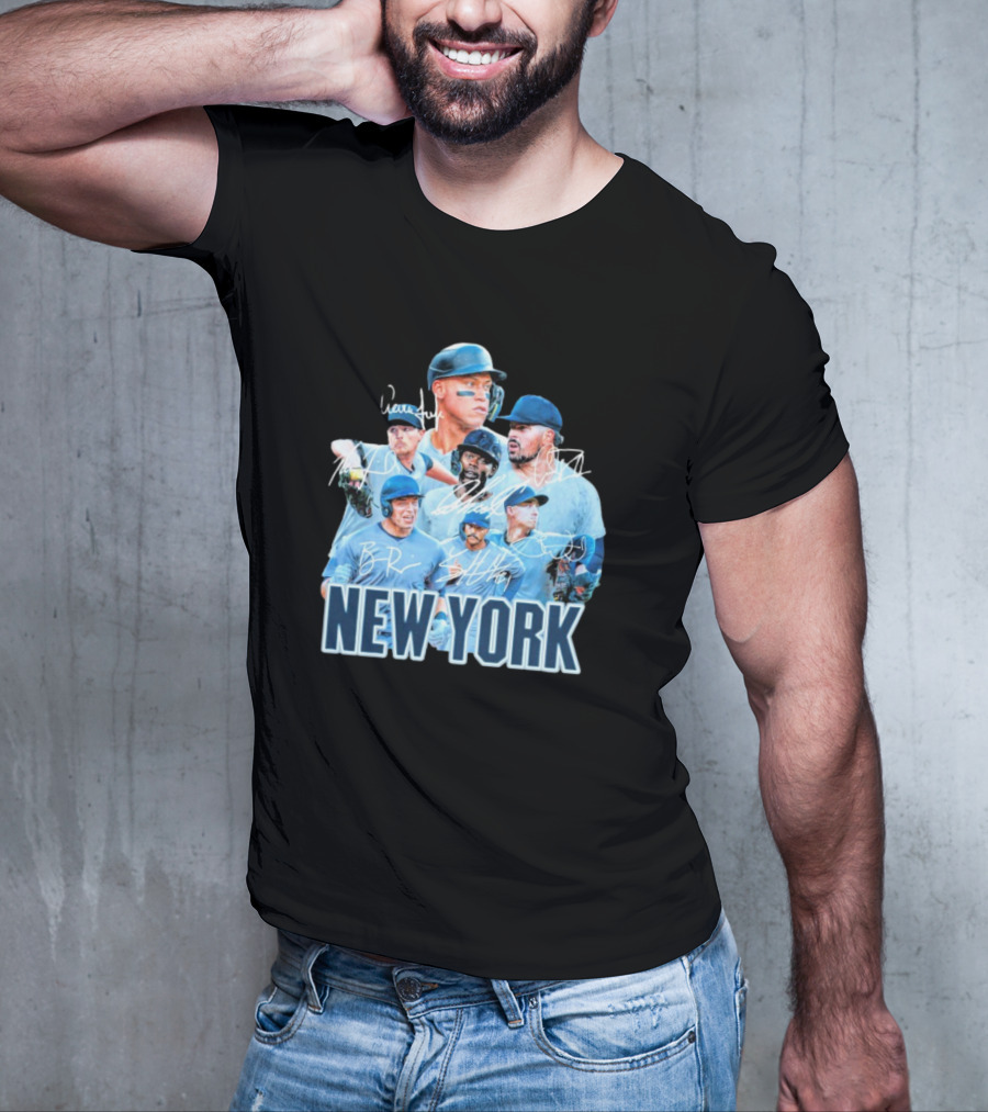 New York Yankees MLB Players Series Signatures Team Portrait T-Shirt
