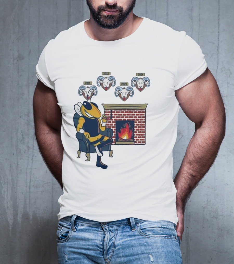 GT Mantel Pocket Yellow Jacket By Fireplace With Ram Trophies T-Shirt