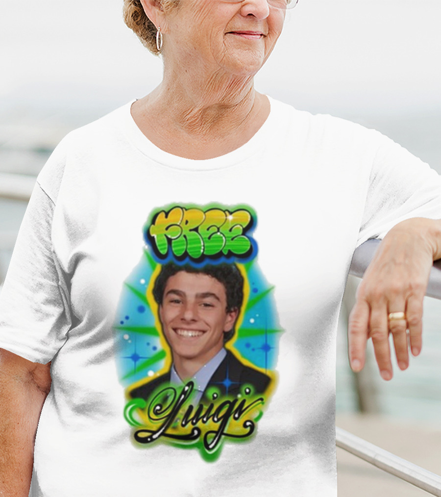 Free Luigi Keiajah Airbrush Style T-Shirt