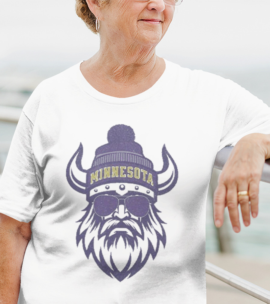 Minnesota Viking Beanie And Sunglasses Football Fan Icon T-Shirt