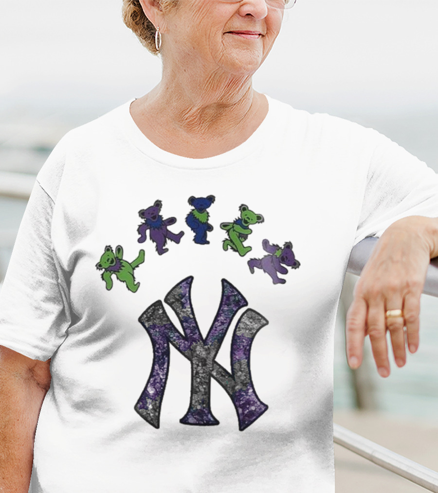 New York Yankees Grateful Dead Bears Night 2025 T-Shirt