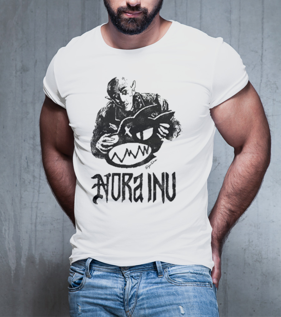 Nora Inu Vampyre Monster Art T-Shirt