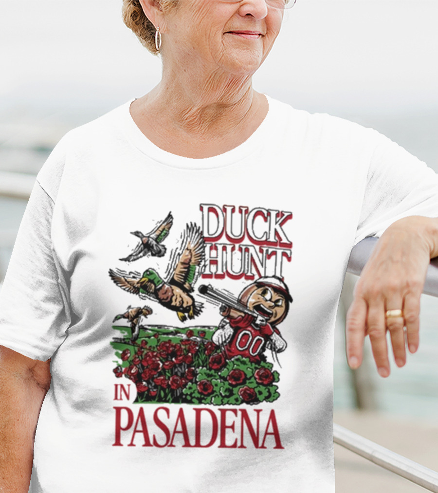 Duck Hunt In Pasadena Football Roses Retro Style T-Shirt