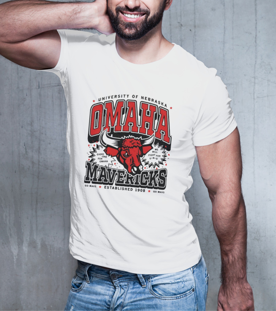 Omaha Mavericks Max Collegiate Bull Symbol With Stars T-Shirt