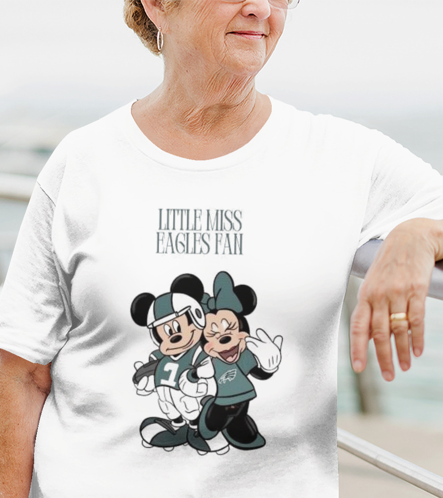 Philadelphia Eagles Mickey And Minnie Little Liss Eagles Fan T-Shirt