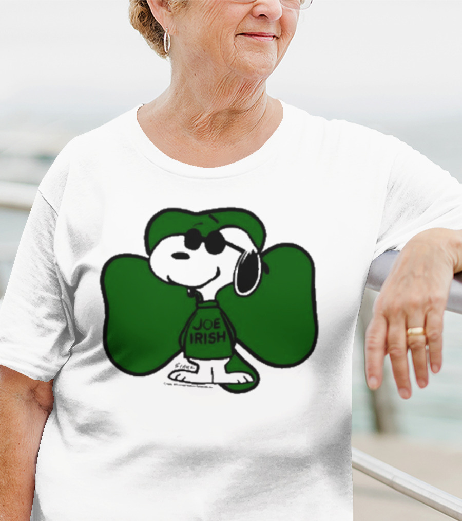 Snoopy Joe Irish Shamrock 1980s Vintage Style T-Shirt