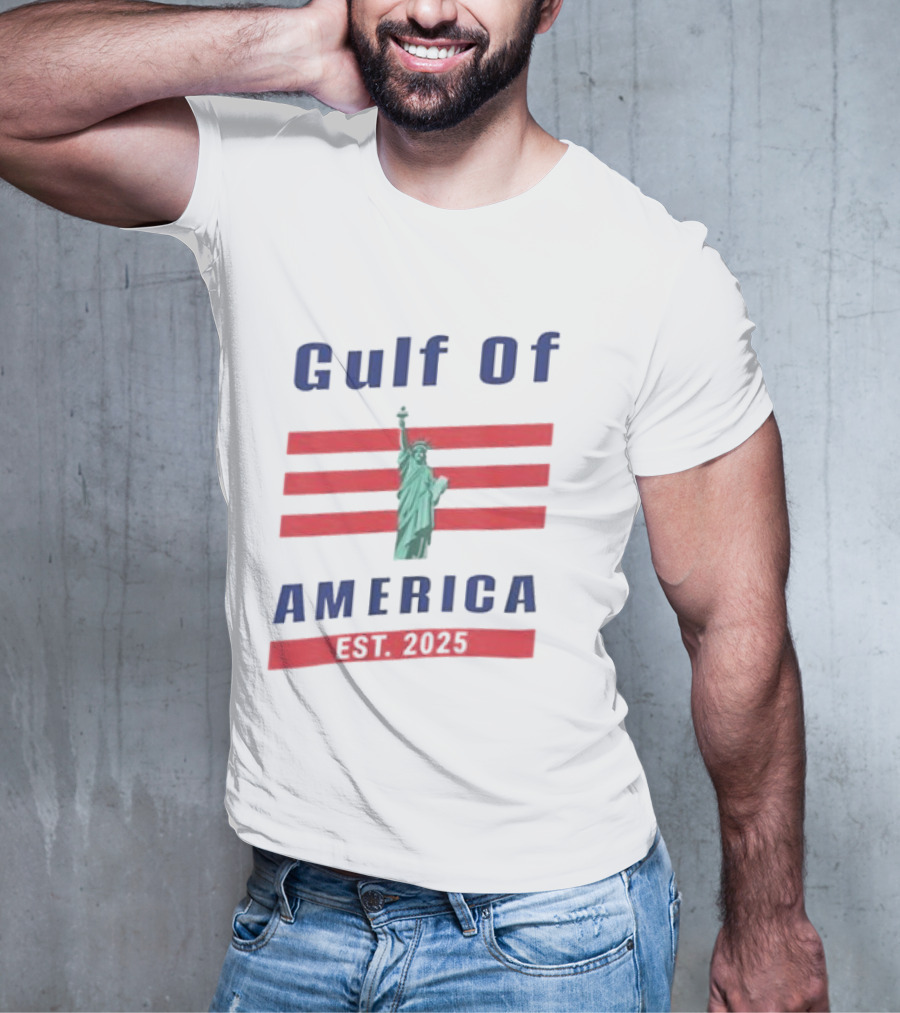 Gulf Of America Statue Of Liberty Est 2025 T-Shirt