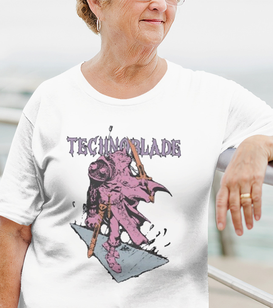 Technoblade Blood God Knight With Sword And Shield T-Shirt