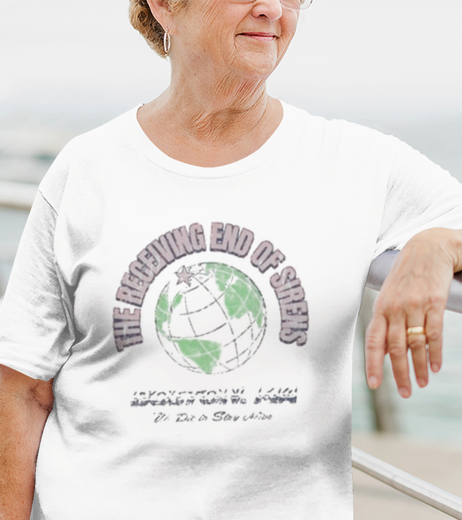 THE RECEIVING END OF SIRENS AURA CAMPGROUND LOVES TO HATE STRANGERS T-Shirt