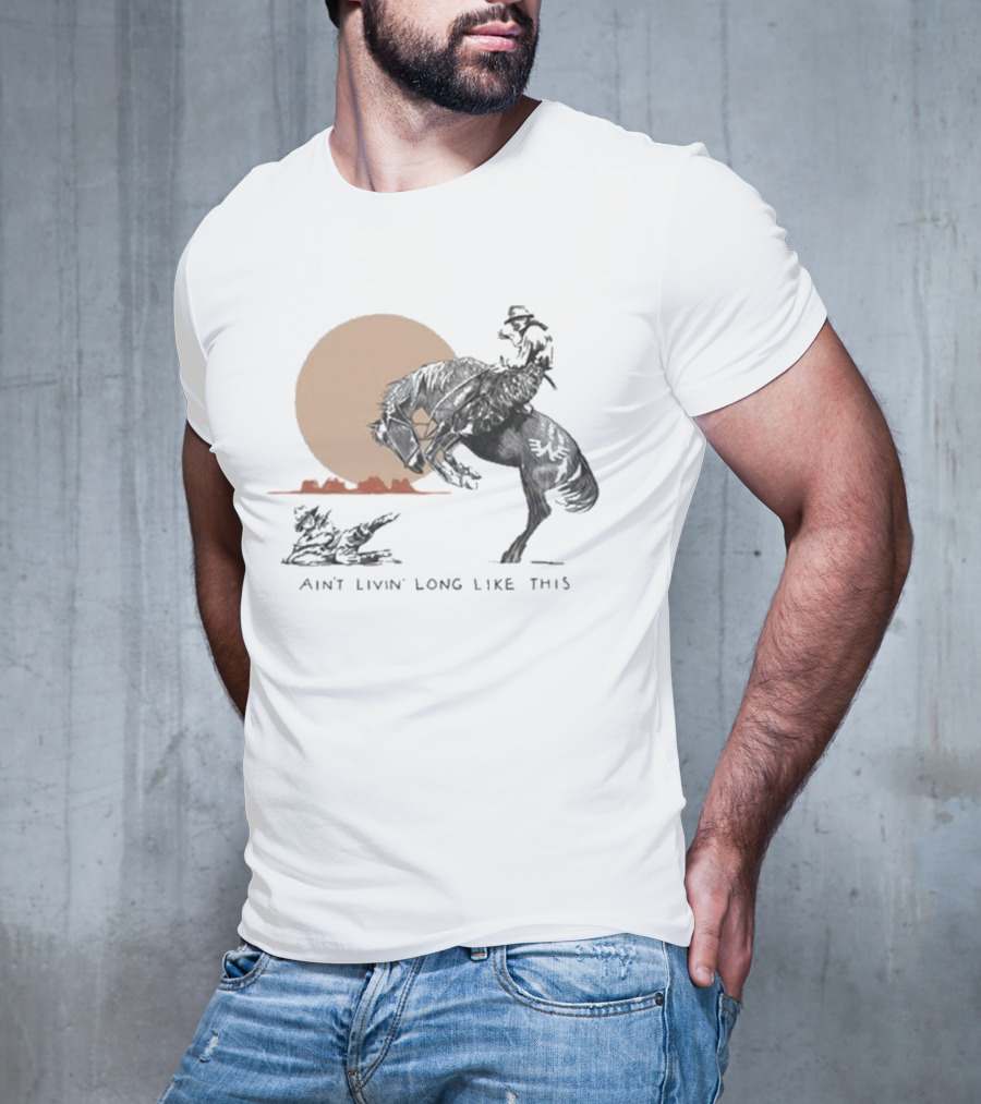 Waylon Jennings Ain’t Livin’ Long Like This Cowboy Rodeo Moon Scene T-Shirt
