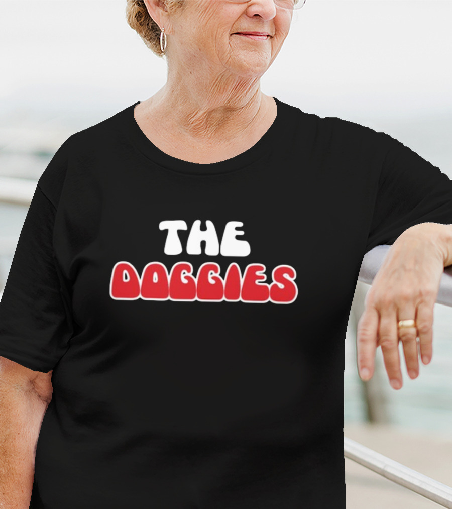 THE DOGGIES T-Shirt