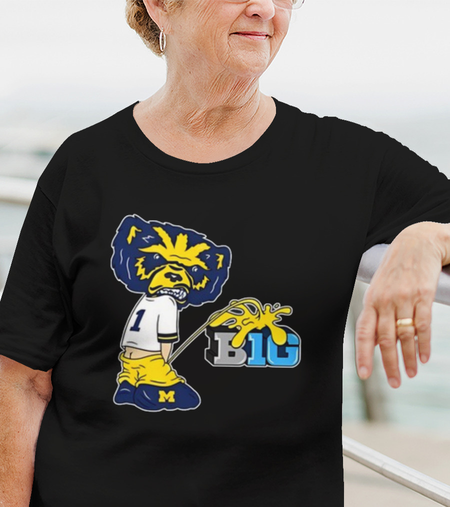 MI Big 10 Wolverine Parody Mascot T-Shirt