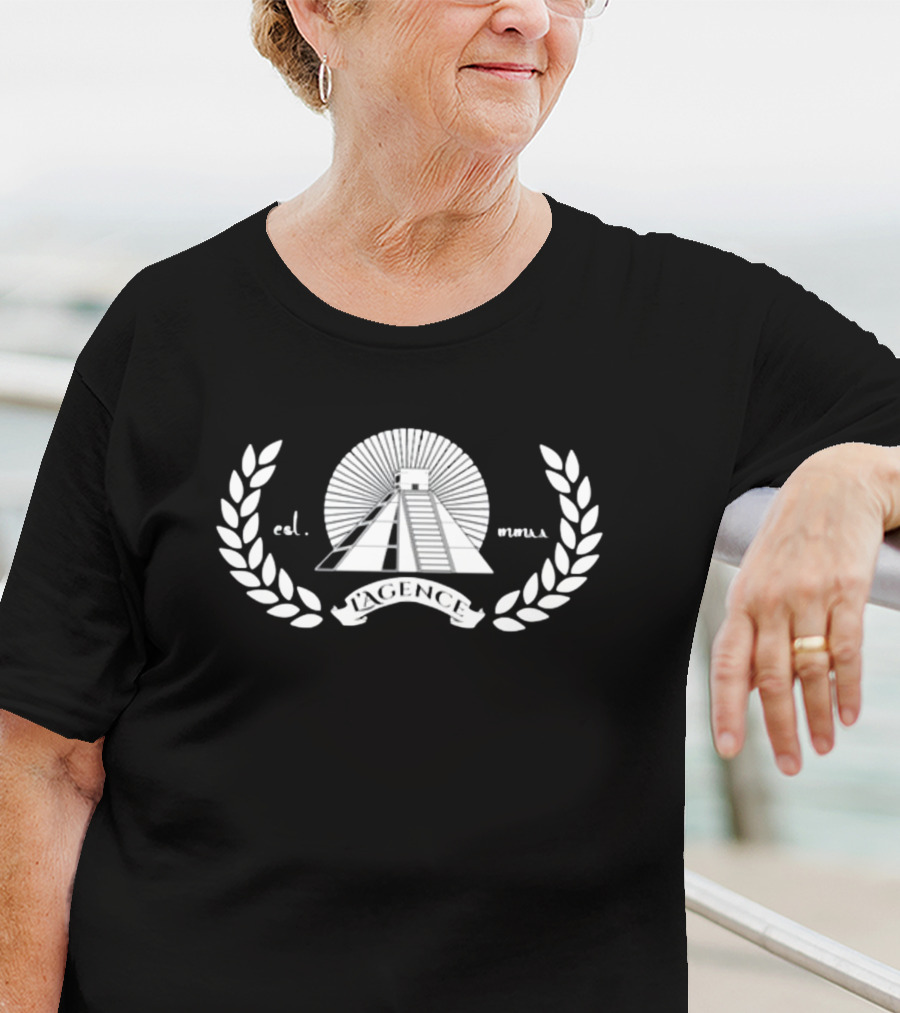 L'Agence Est. MMXXI Laurel Wreath Pyramid T-Shirt