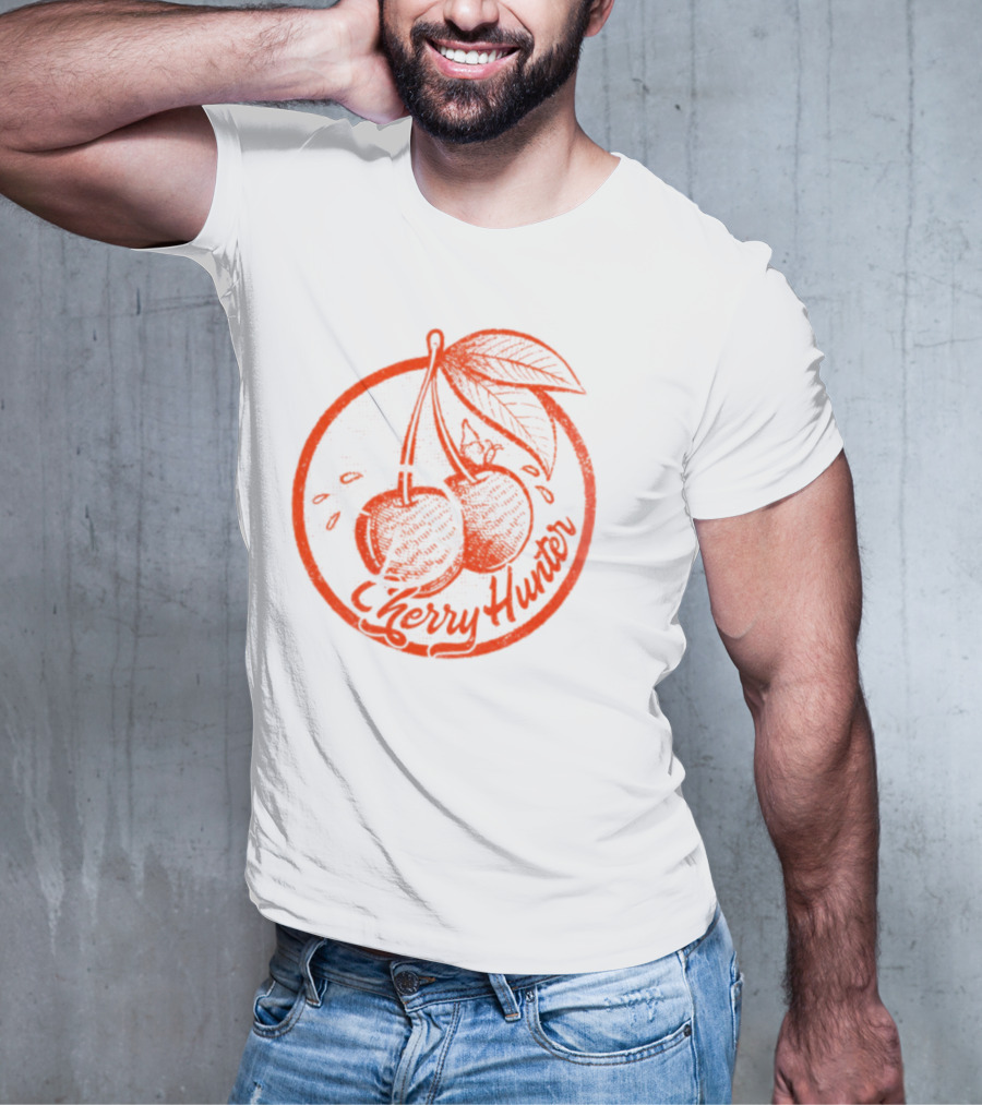 Cherry Hunter Vintage Retro Design Cherries T-Shirt