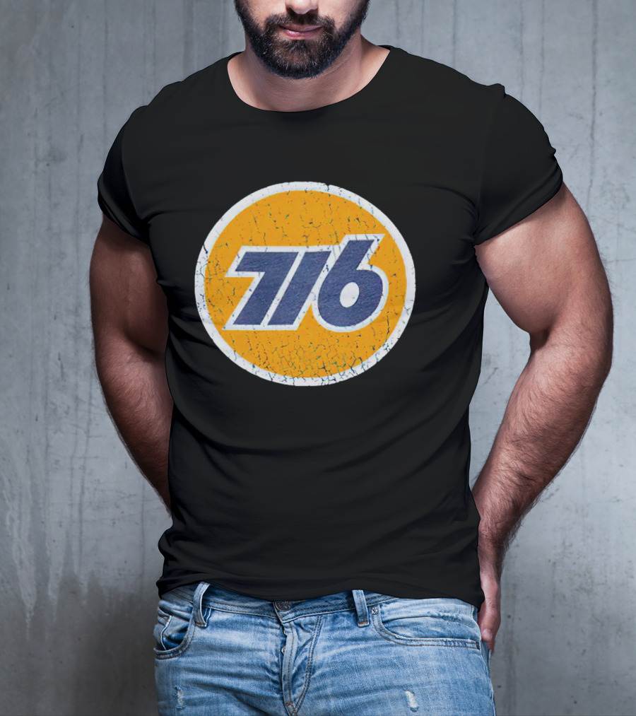 Pumped Up 716 Retro Sports Number Circle T-Shirt