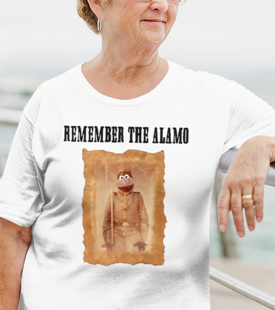 Lucca International Remember The Alamo Historical Muppet Soldier T-Shirt