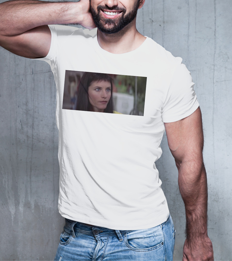 Courteney Cox Scream Movie Character House Party Scene T-Shirt