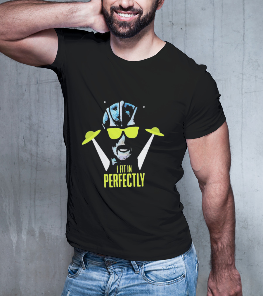 Resident Alien I Fit In Perfectly Retro UFO Vibe T-Shirt