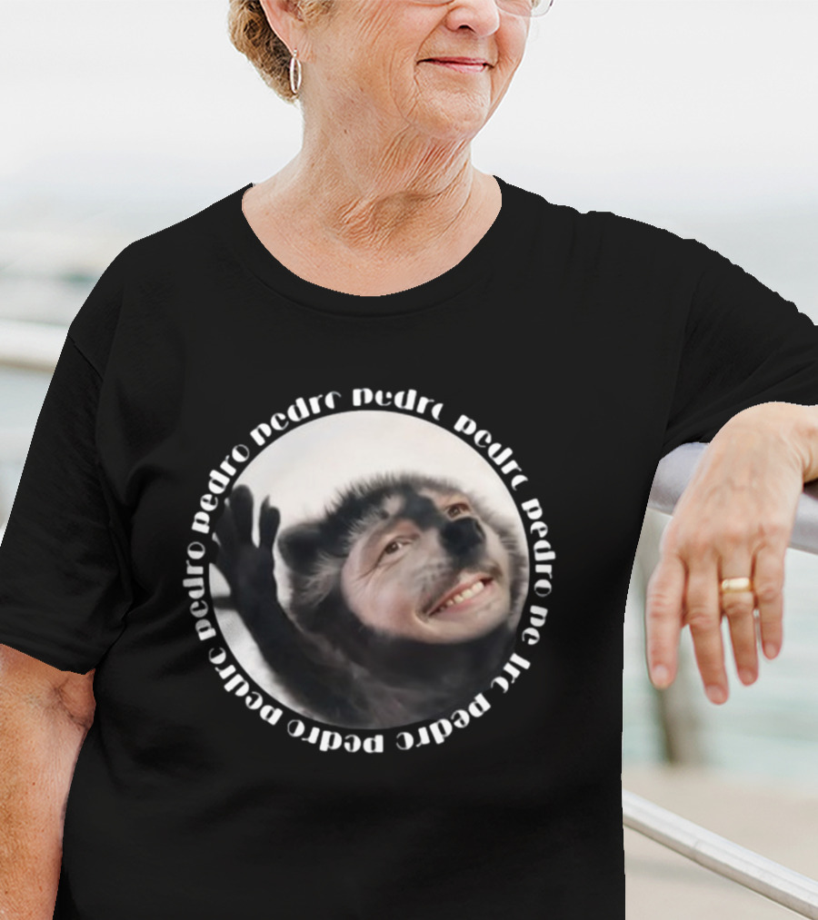 Theironycloset Pedro Raccoon Face Circle T-Shirt