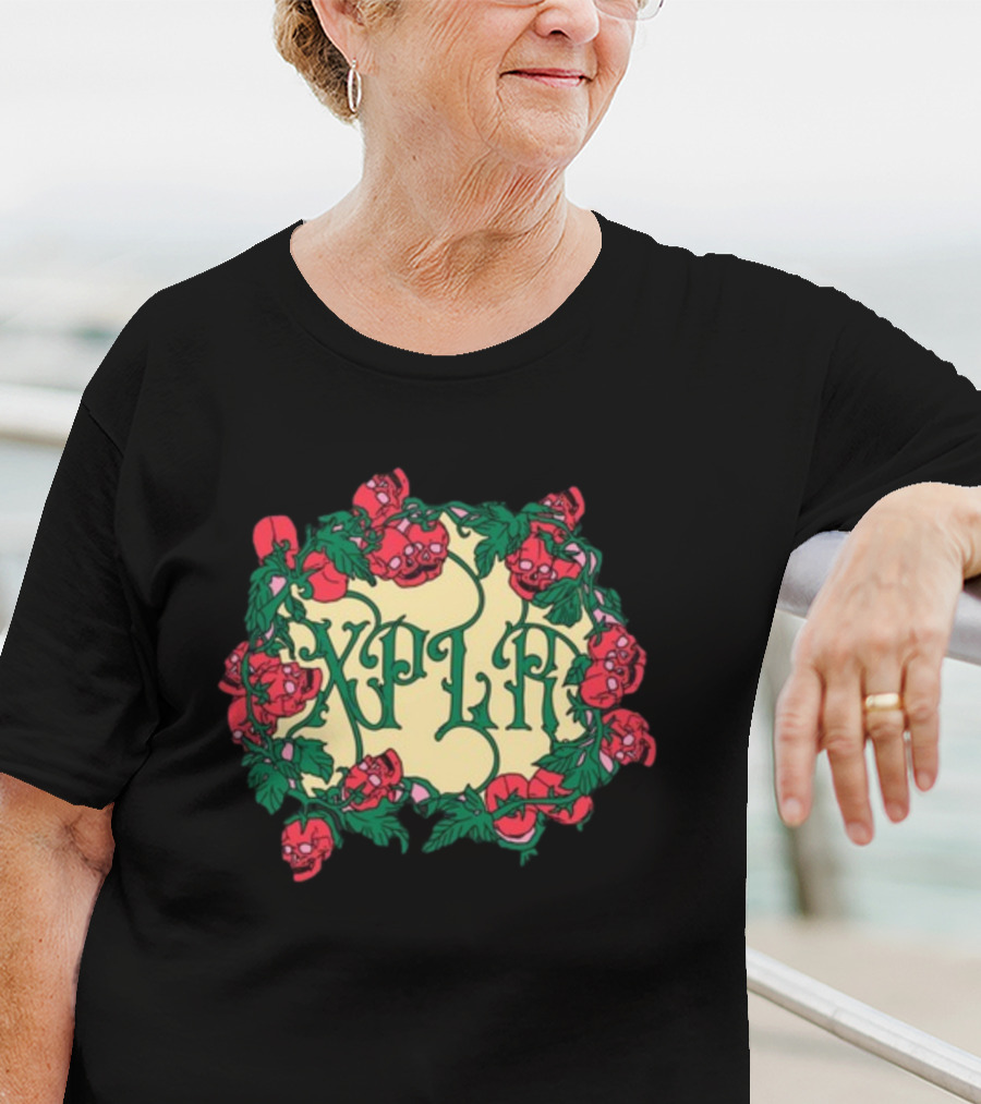 Shopxplr Skull Wreath XPLR Floral Skull T-Shirt