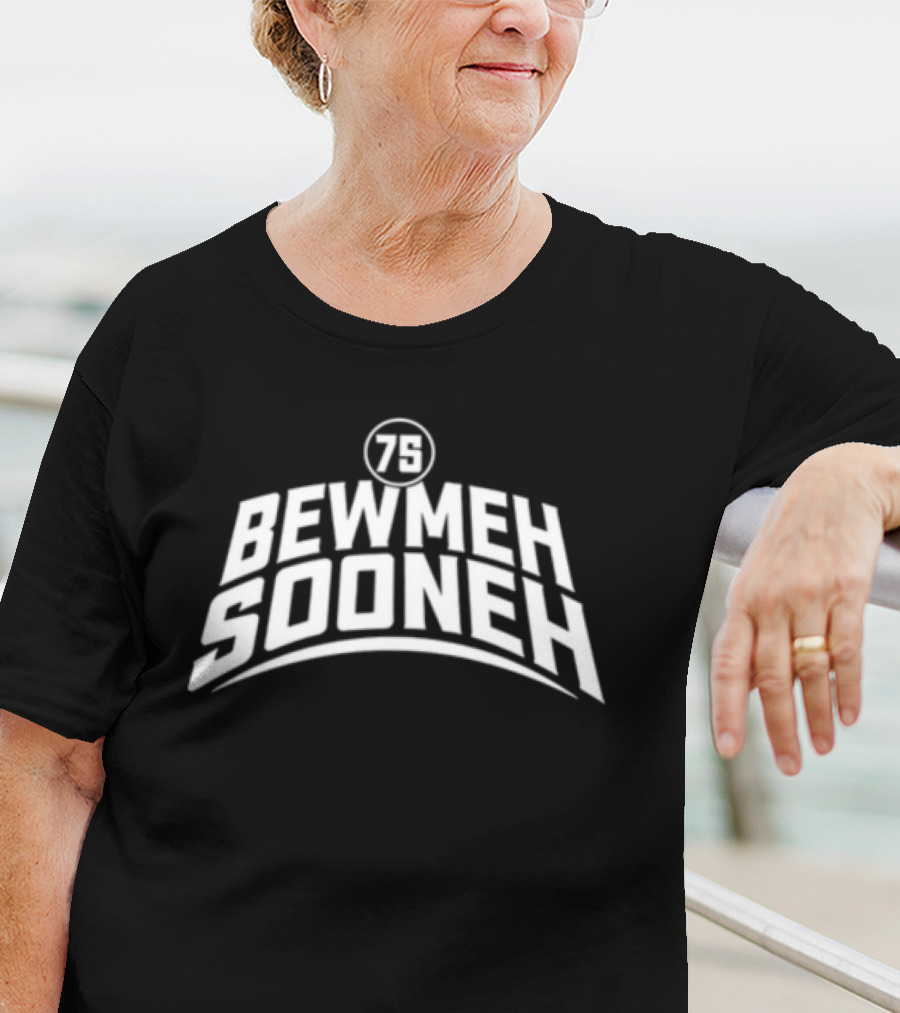 75 Bewmeh Sooneh Retro Sports Emblem T-Shirt