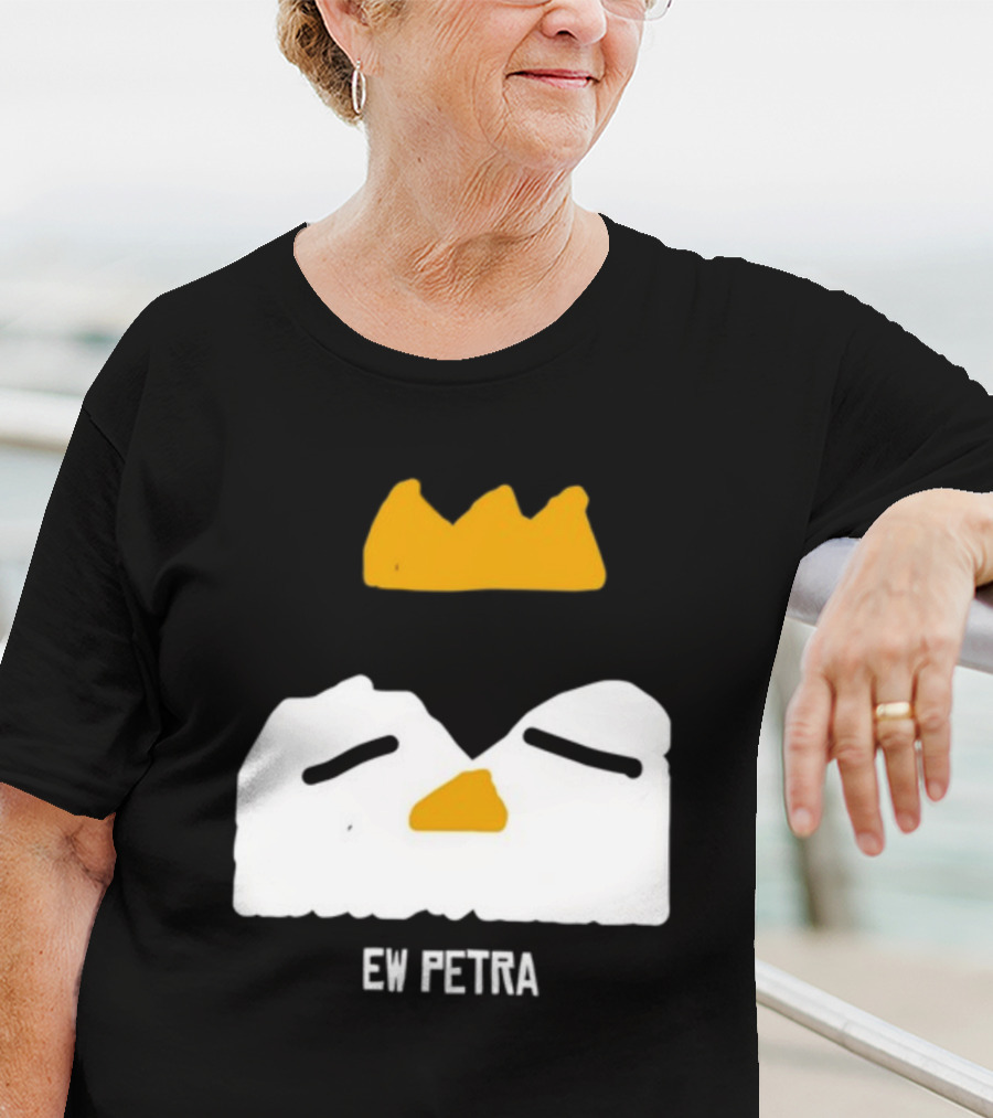 Ew Petra Gurin Clips Iconic T-Shirt