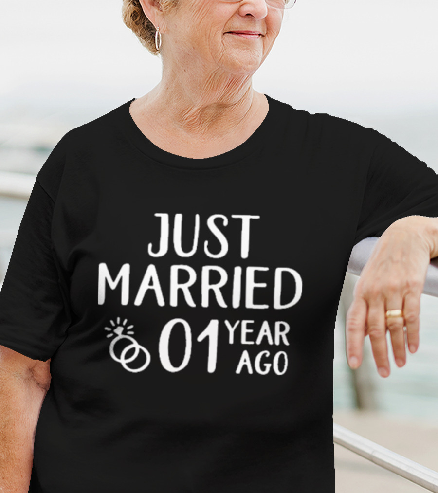 Just Married 01 Year Ago Rings T-Shirt