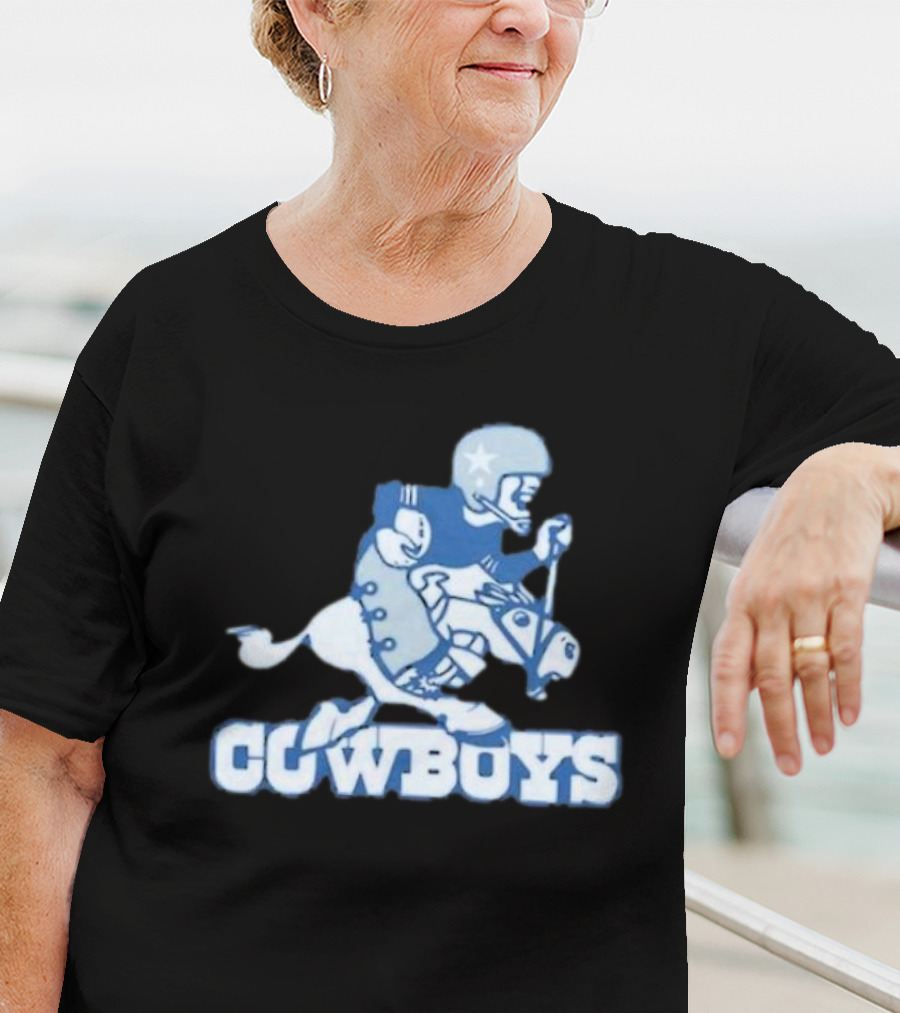 Dallas Cowboys Vintage Cowboy Riding Football Horse Logo 1966 T-Shirt