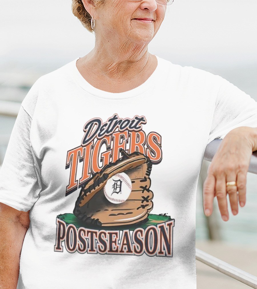 Detroit Tigers Postseason Baseball Glove And Ball 2025 T-Shirt