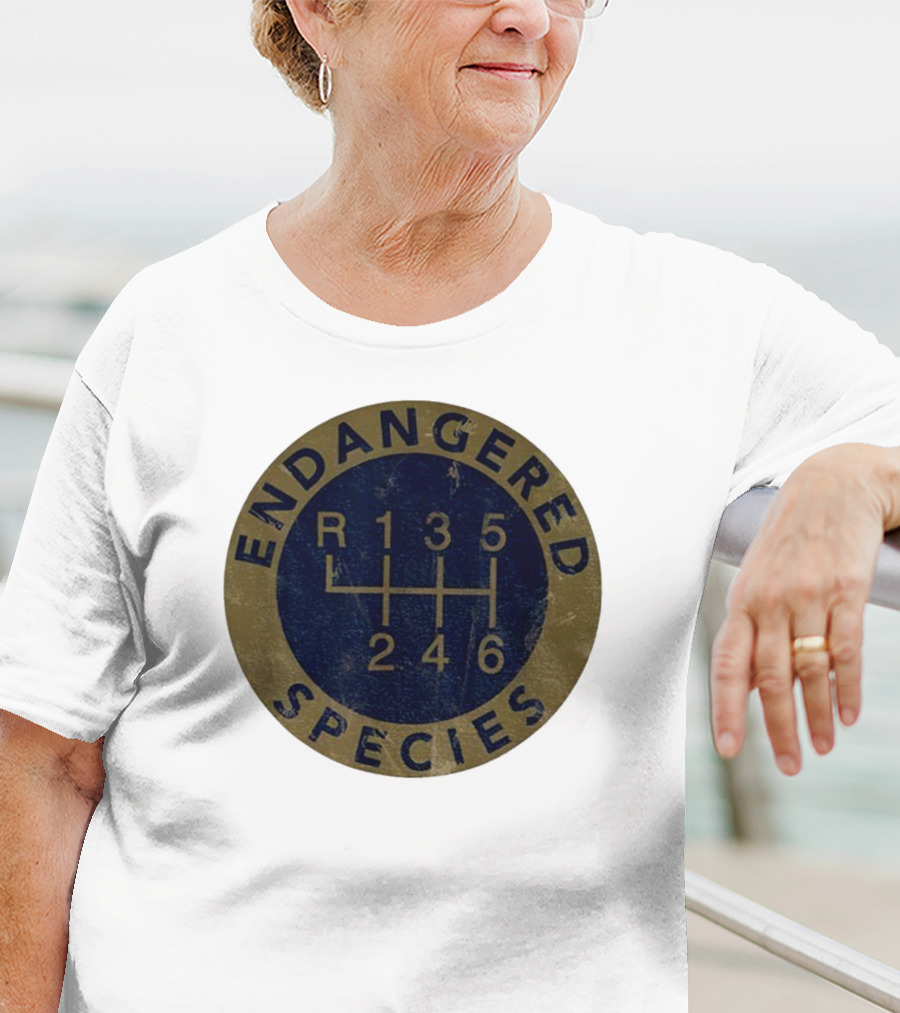 Endangered Species R 135246 Vintage Gear Shift Emblem T-Shirt
