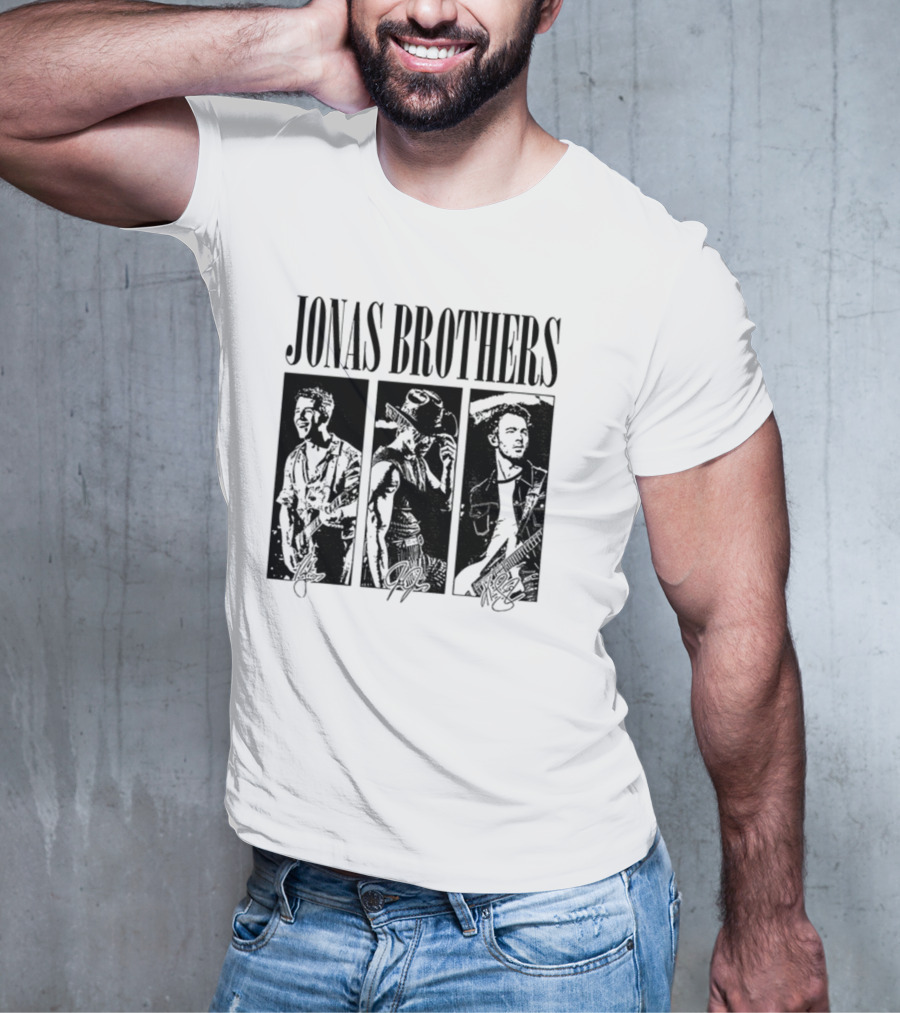 Jonas Brothers Vintage 90's Boy Band Signature Retro Style T-Shirt