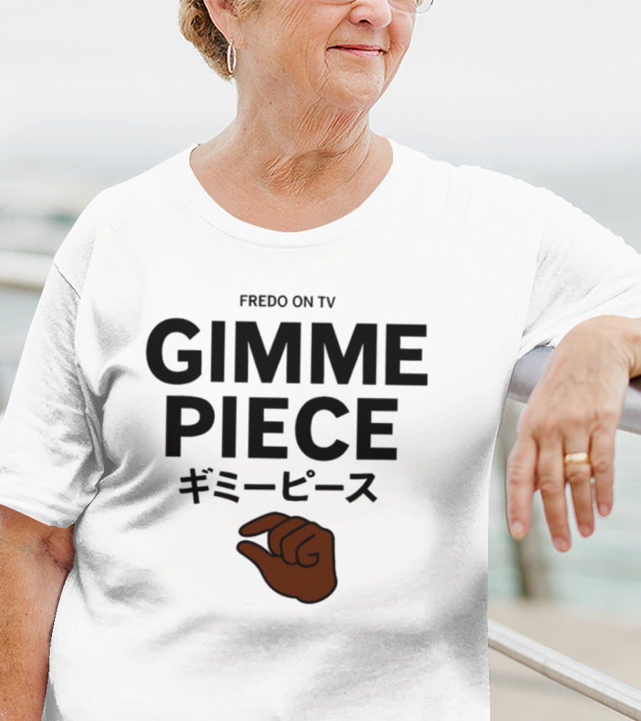 Fredo On TV Gimme Piece Hand Gesture ブラック文字 アートワーク T-Shirt