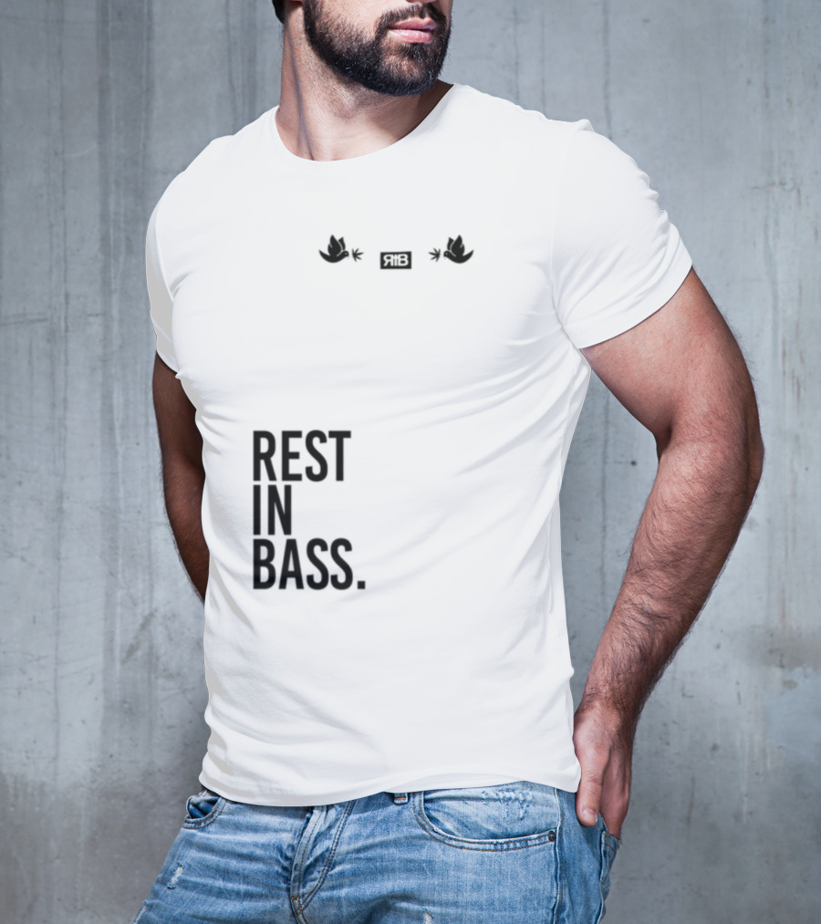 Rest In Bass Che Flying High Peace Symbol Headphones Star Elements T-Shirt