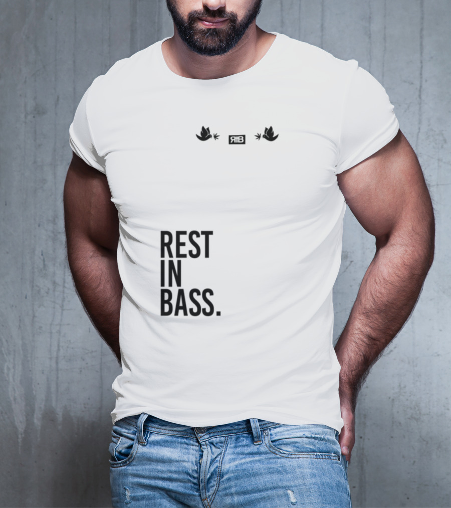 Rest In Bass Che Flying High Peace Symbol Headphones Star Elements T-Shirt