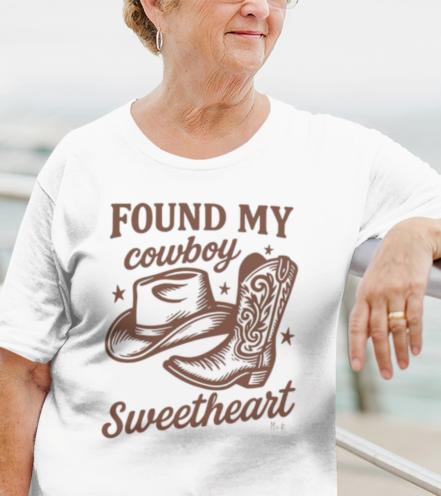 Found My Cowboy Sweetheart Hat And Boot Stars T-Shirt