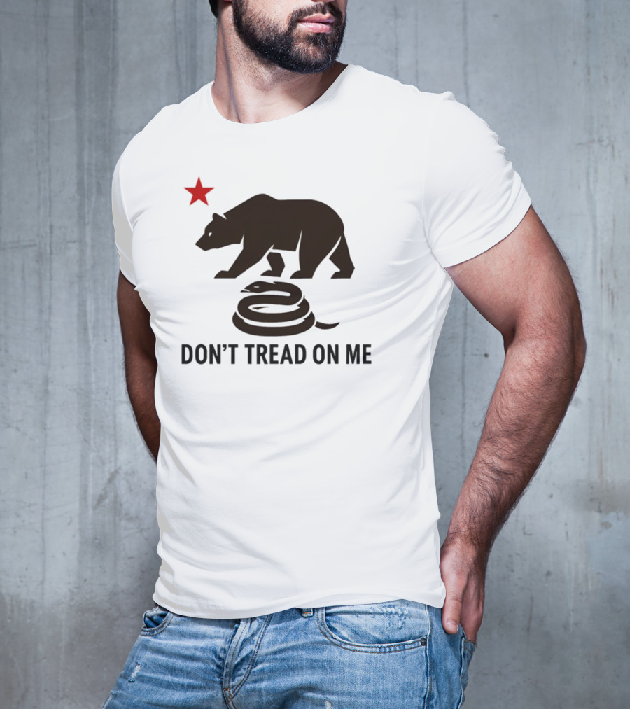 California Bear Tyrant King Don't Tread On Me Symbol With Star And Snake T-Shirt