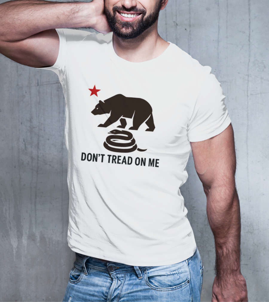 California Bear Tyrant King Don't Tread On Me Symbol With Star And Snake T-Shirt