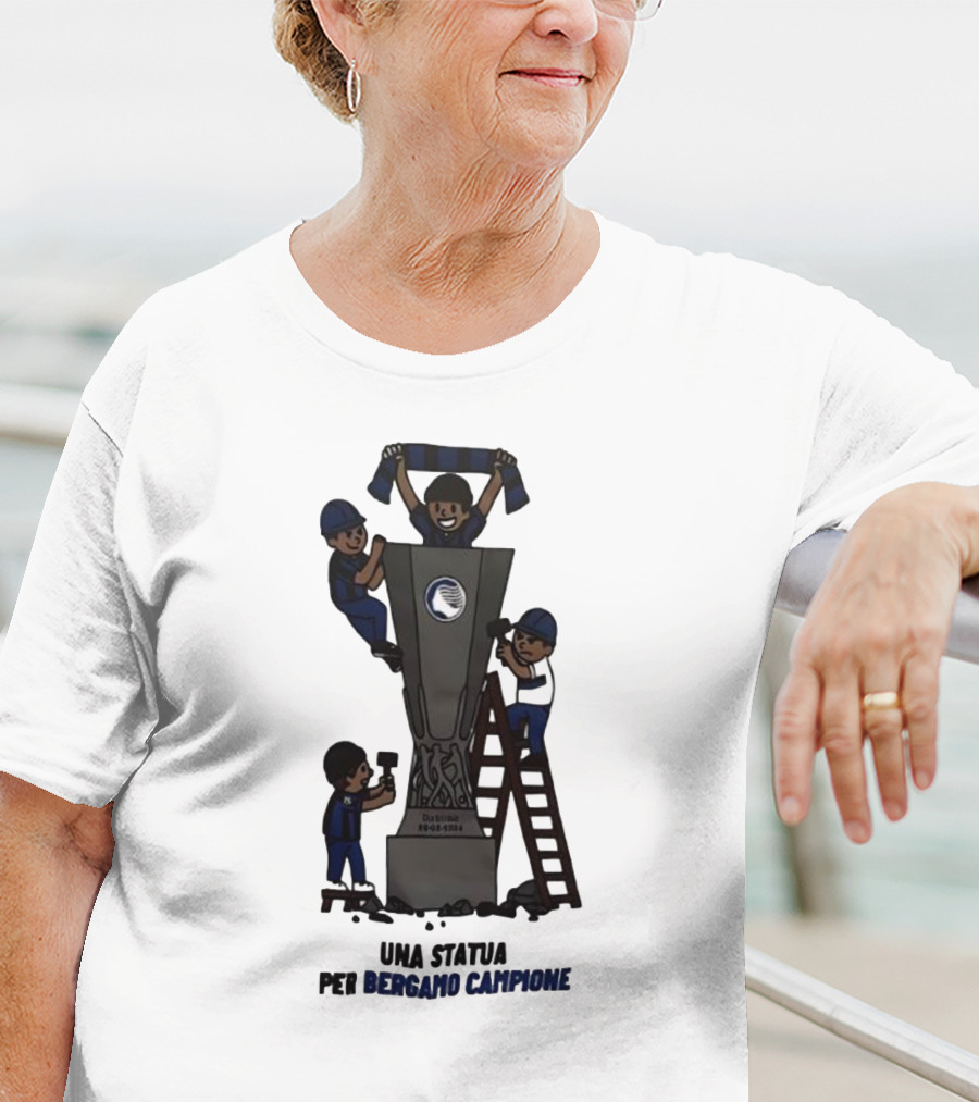 Dublino 22 05 2024 Europa League Cup Una Statua Per Bergamo Campione T-Shirt