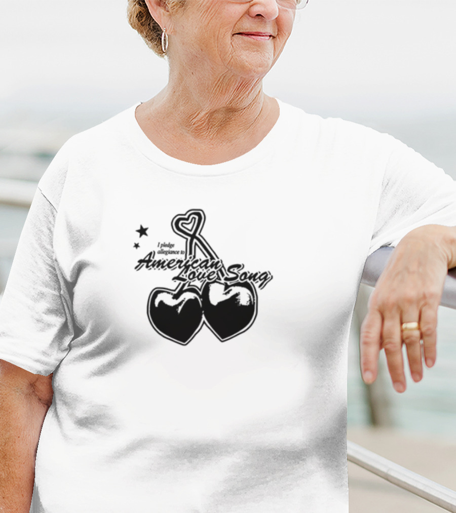 Momoboyd Crossbones Hearts Skeleton Keys Kisses T-Shirt