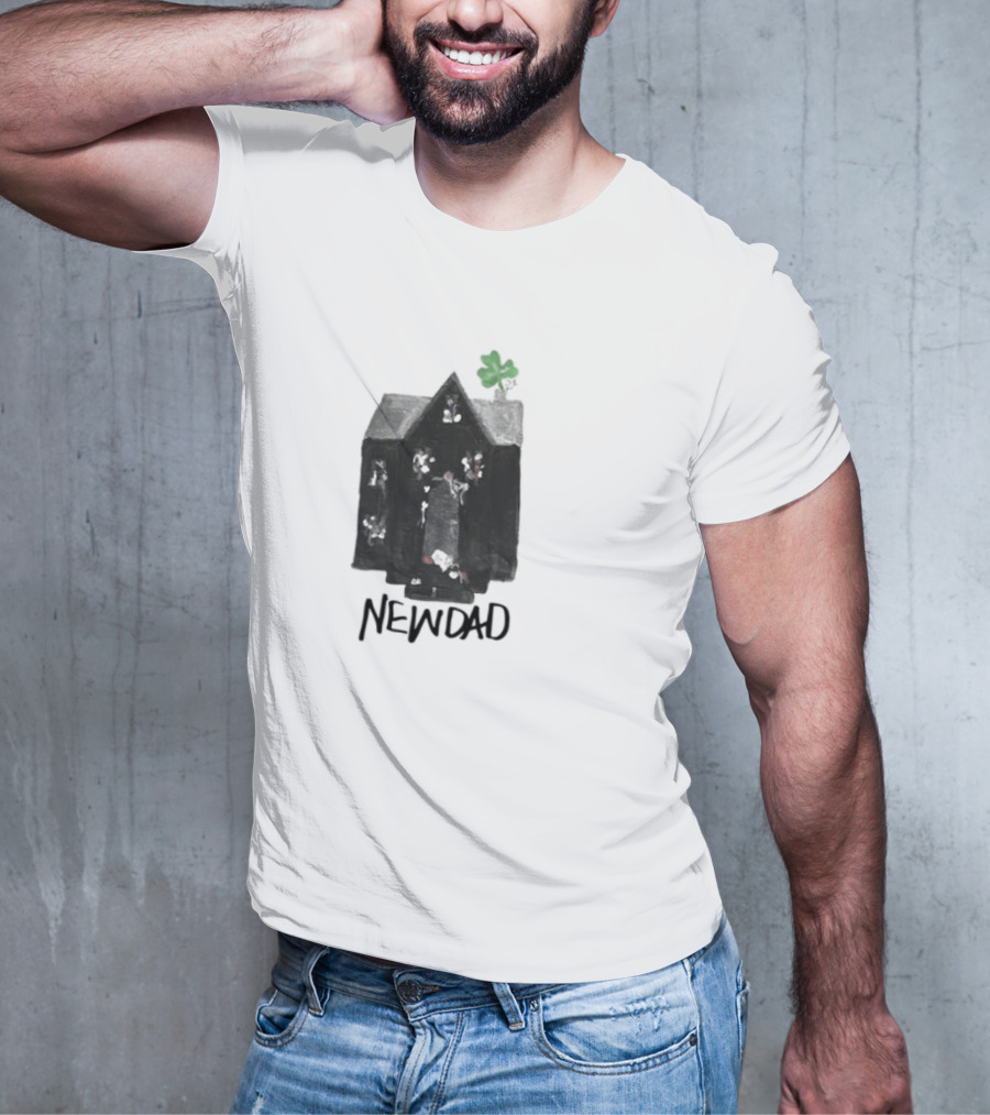 Newdad Altar House With Green Shamrock T-Shirt