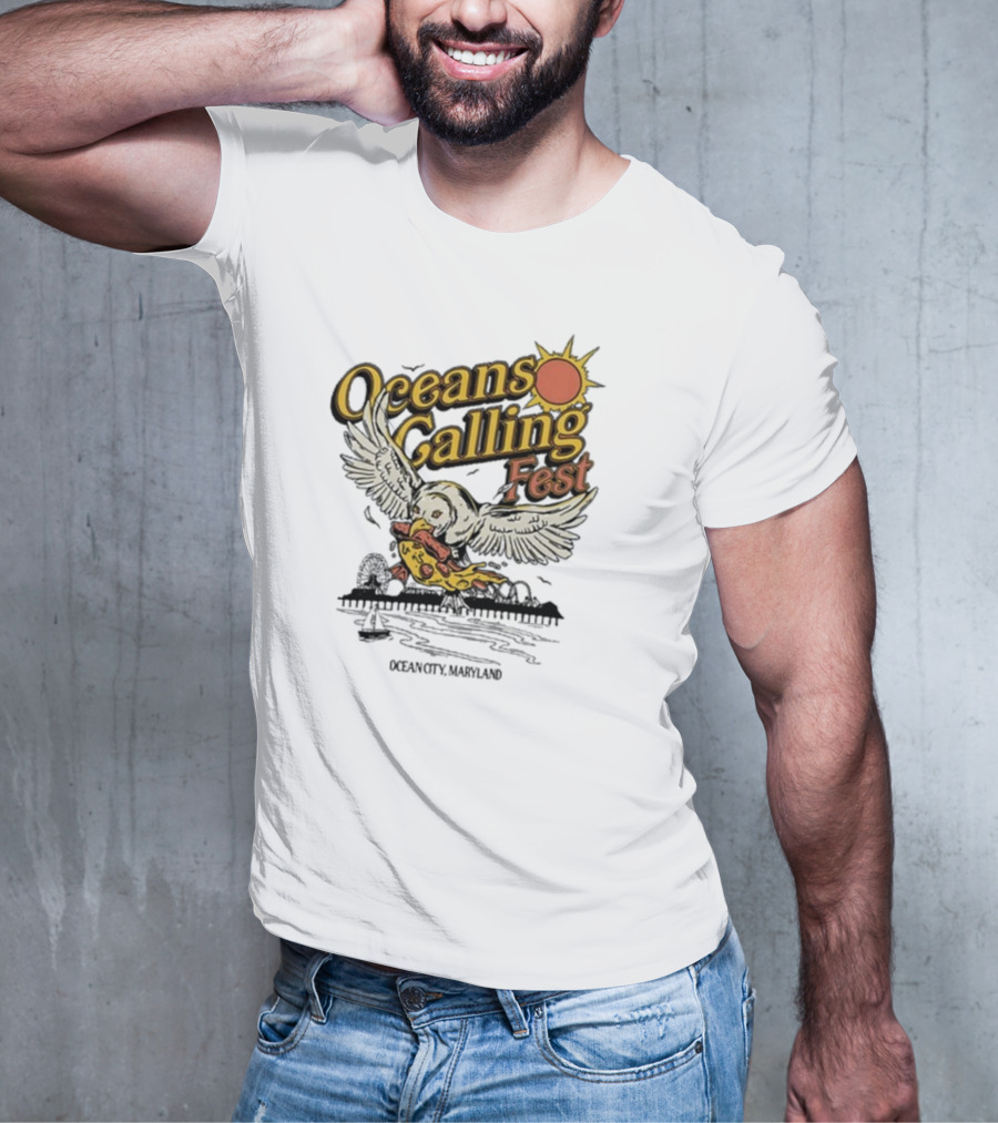 Oceans Calling Fest Seagull With Pizza Graphic T-Shirt