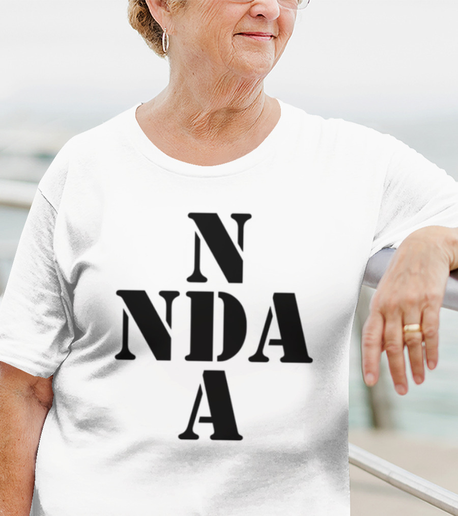 Trippieredd Nda Nda Bold Text Design T-Shirt