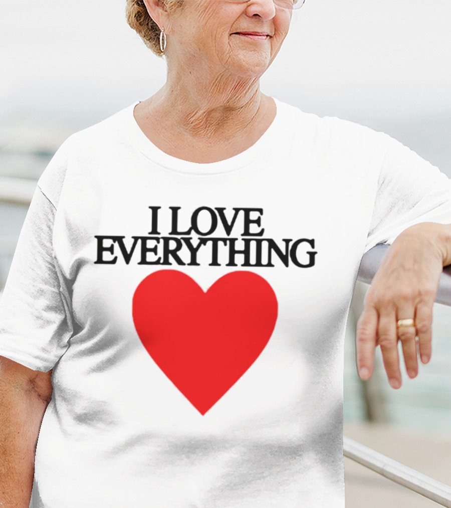 Mira Joyce I Love Everything Heart Red Graphic Style T-Shirt