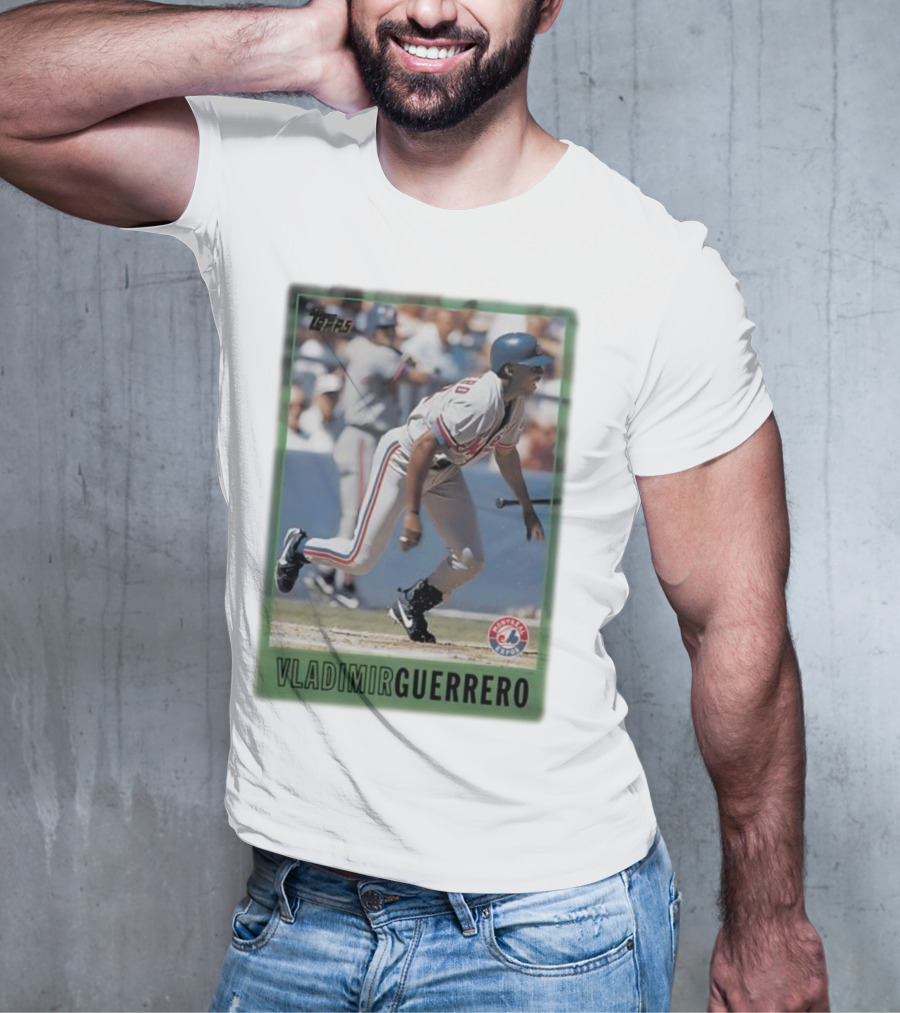 Montreal Expos Vladimir Guerrero MLB Topps Baseball Card T-Shirt