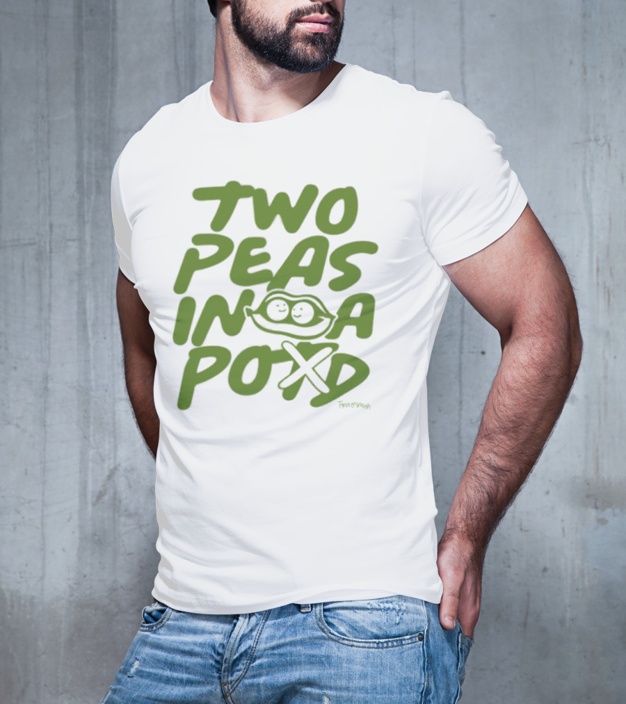 Two Peas In A Pod Cartoon Illustration By Tamera Ann 전연희 T-Shirt