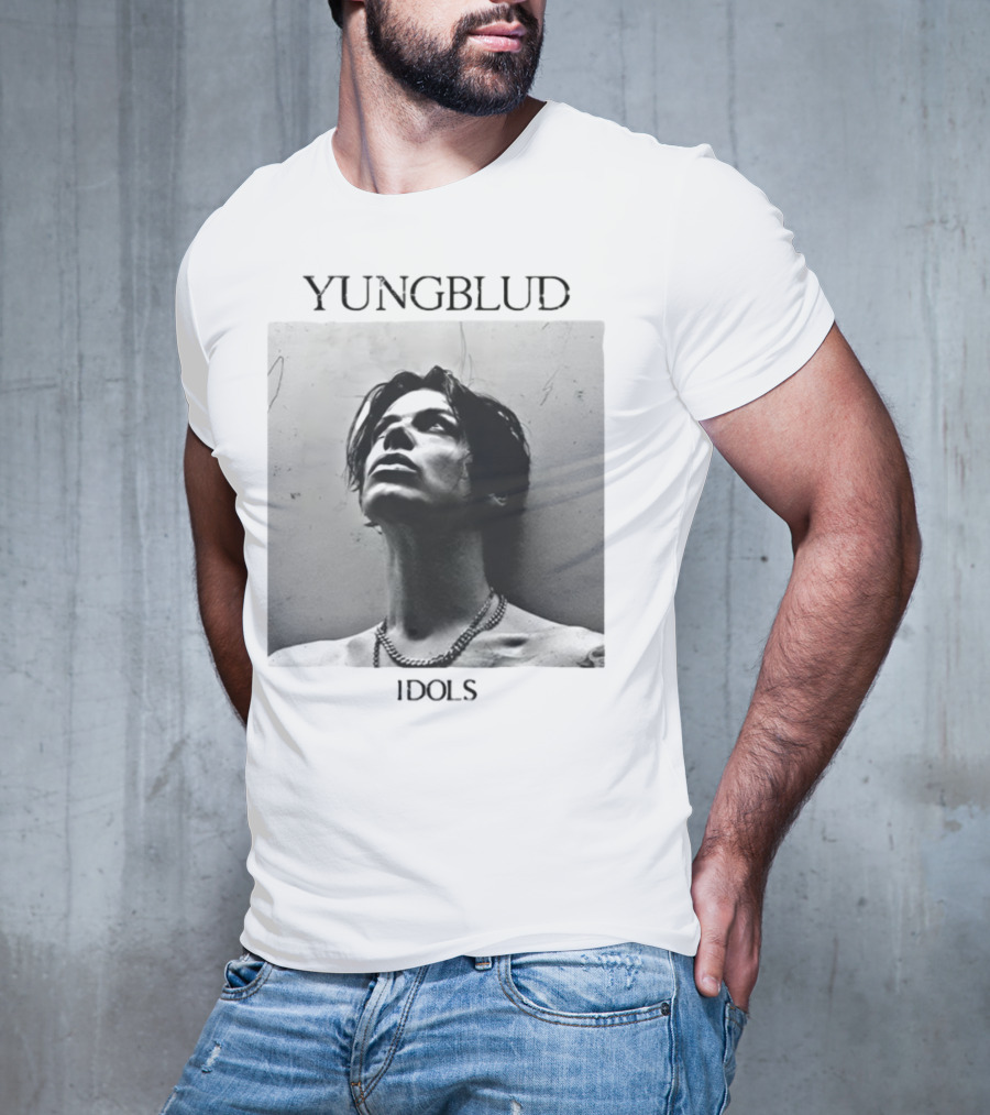 Yungblud Idols Black And White Portrait Chain Necklace T-Shirt
